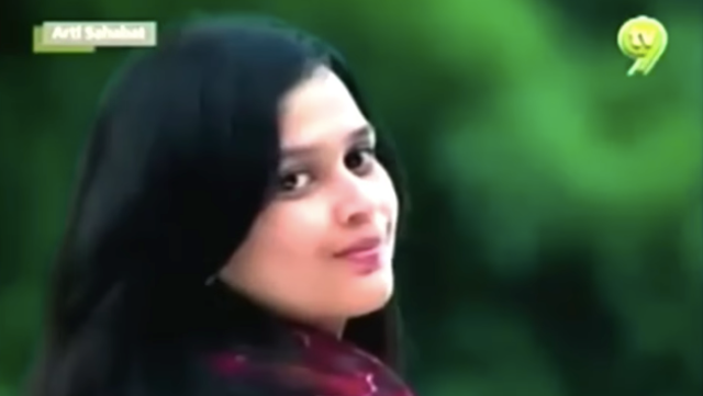 Cut Meyriska dalam sinetron 'Arti Sahabat'. (Foto: Youtube/ Secret Admirer)