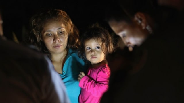 Anak-anak imigran di perbatasan AS-Meksiko (Foto: AFP)