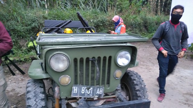 Kondisi Jeep wisata yang kecelakaan di Merapi. (Foto: Arfiansyah Panji/kumparan)