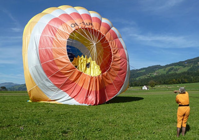 Bagaimana Cara Mendaratkan Balon Udara?