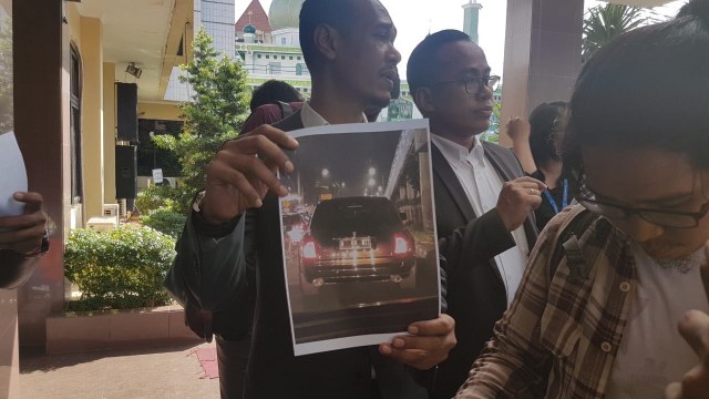 Bukti foto mobil Herman Herry. (Foto: Raga Imam/kumparan)