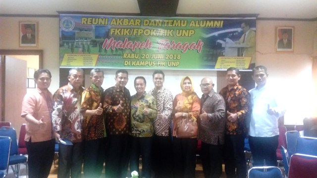 Alumni FIK UNP Bentuk ISORI Sumbar 