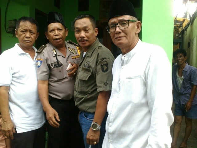 Polsek Palmerah Evakuasi Bayi Yang Diketemukan Masyarakat (6)
