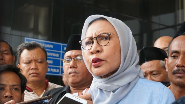 Ratna Sarumpaet di KPK (Foto: Puti Cinintya Arie Safitri/kumparan)