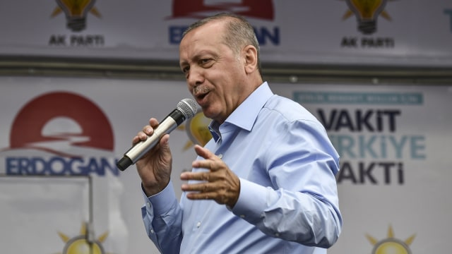 Recep Tayyip Erdogan (Foto: AFP/Aris MESSINIS)