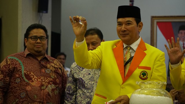 Tommy mengambil nomor urut Partai Berkarya (Foto: Garin Gustavia/kumparan)