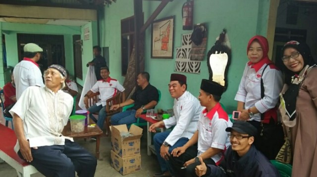 Peduli Umat Islam, Laznas PKPU & Formapal Palmerah Salurkan Zakat dari WNI Korsel (7)