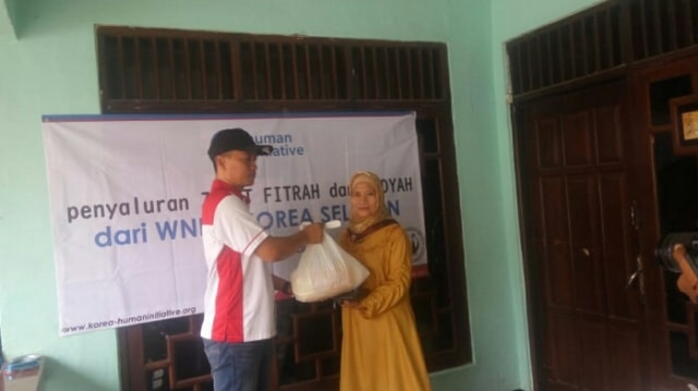 Peduli Umat Islam, Laznas PKPU & Formapal Palmerah Salurkan Zakat dari WNI Korsel (10)
