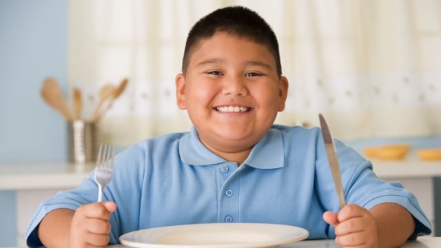 Ilustrasi anak minta makan. (Foto: Thinkstock)