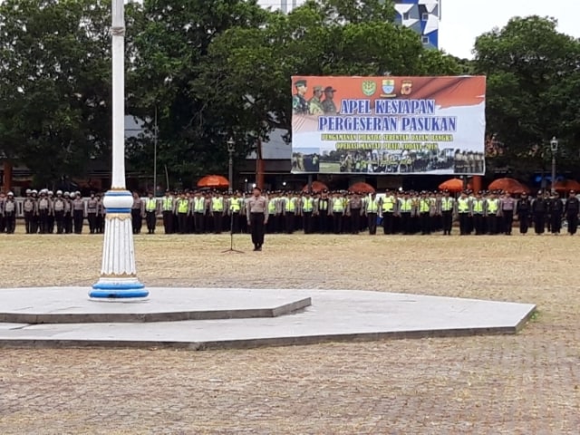 Polres Cirebon Kota Gelar Apel Pergeseran Pasukan Pengamanan Pilkada