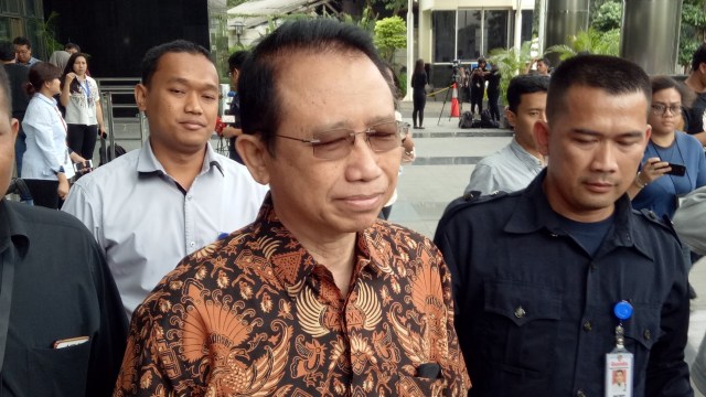 Marzuki Alie usai diperiksa KPK Foto: Aprilandika/kumparan