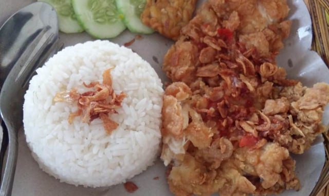 Ayam Geprek ala Singaraja, Yuk Dicoba