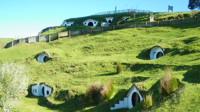 Hobbiton Movie Set (Foto: Flickr/Neil Ostler)