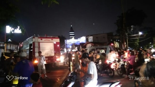 Kebakaran Hanguskan Dua Rumah di Pemukiman Padat Palmerah (7)