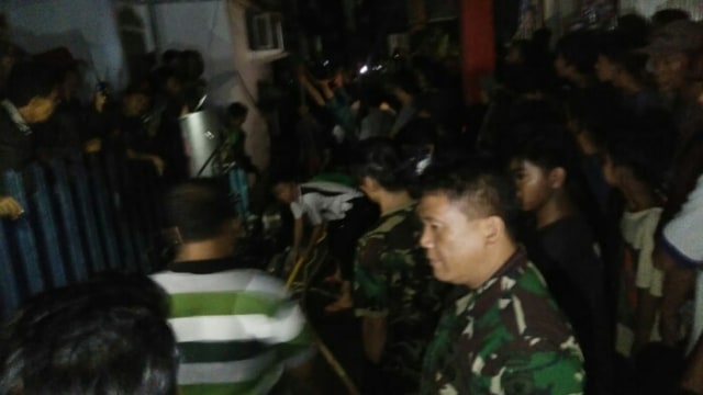 Kebakaran Hanguskan Dua Rumah di Pemukiman Padat Palmerah (5)