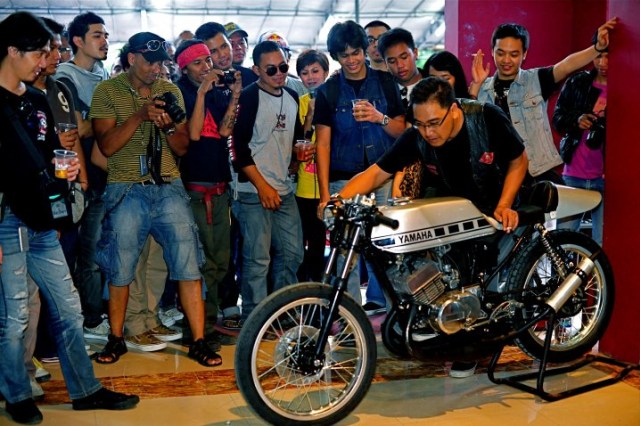 Yamaha RX125 bergaya cafe racer (Foto: dok. Mastom Custom)
