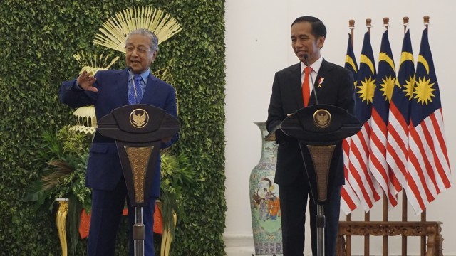 Joint Press Statement Jokowi-Mahathir. (Foto: Yudhistira Amran Saleh/kumparan)