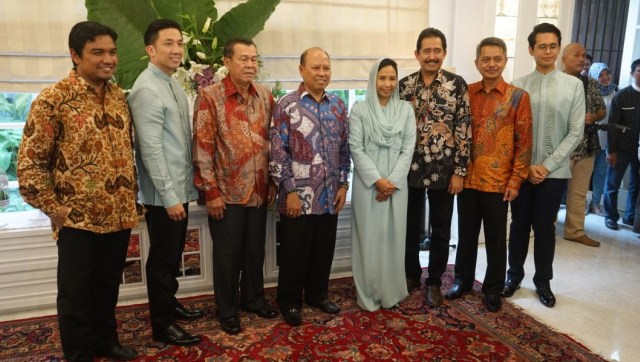 Halalbihalal di kediaman Rini Soemarno. (Foto: Irfan Adi Saputra/kumparan)