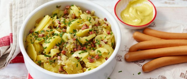 Kartoffelsalat dan Sosis Goreng | kumparan.com