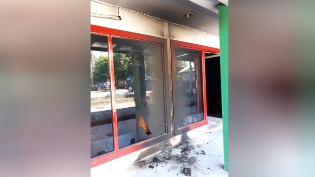 Kantor Tabloid Modus Aceh diteror bom. (Foto: Zuhri Noviandi/kumparan)