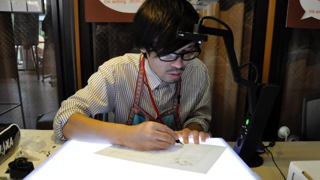 Seseorang Menggambar Manga. (Foto: Flickr / Mark Philips)