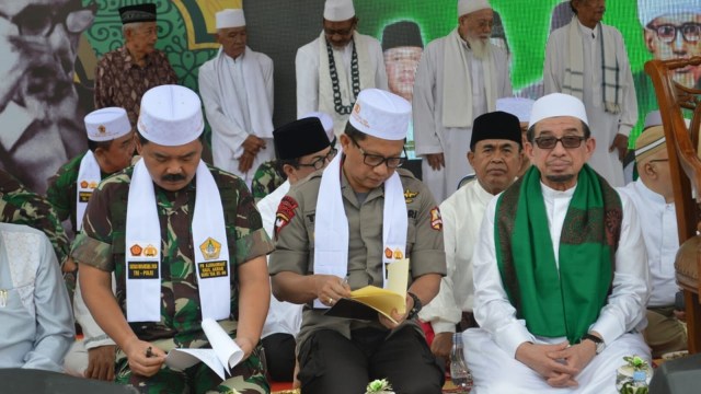 Haul Emas Guru Tua Al Habib Assayyid Idrus. (Foto: dok. Penmas Mabes Polri)