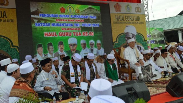 Haul Emas Guru Tua Al Habib Assayyid Idrus. (Foto: dok. Penmas Mabes Polri)