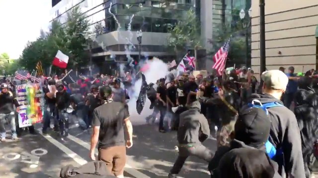 Unjuk rasa di Amerika. (Foto: Reuters/Bryan Colomo)