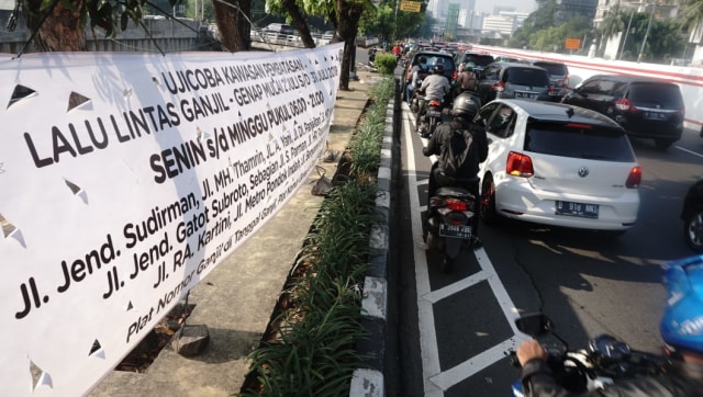 Jalur Ganjil Genap di Rasuna Said (Foto: Fitra Andrianto/kumparan)