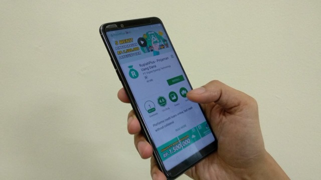 Aplikasi pinjam uang RupiahPlus. (Foto: Aditya Panji/kumparan)