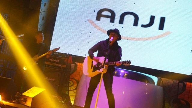 Anji di Soft Opening club 108 Hayam Wuruk (Foto: Helmi Afandi/kumparan)