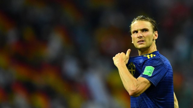 Gelandang Swedia, Albin Ekdal, selepas laga menghadapi Jerman. (Foto: Reuters/Dylan Martinez)