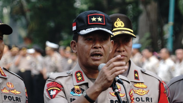 Idham dan Kabid Humas Polda Metro Jaya, Argo. (Foto: Fitra Andrianto/kumparan)