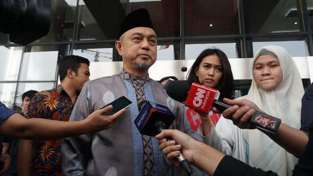 Mantan anggota DPR RI periode 2009-2014, Tamsil Linrung, usai diperiksa penyidik KPK. Foto: Fanny Kusumawardhani/kumparan
