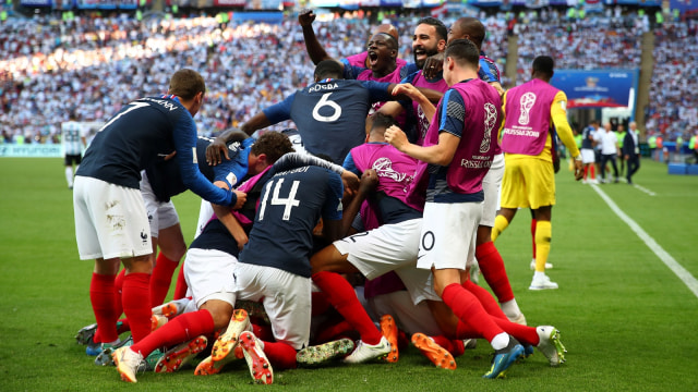 Selebrasi Timnas Prancis usai menjebol gawang Argentina. (Foto: Michael Dalder/Reuters)