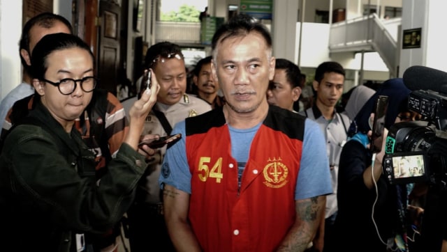 Suasana persidangan Tio Pakusadewo dalam kasus penyalahgunaan narkotika di Pengadilan Negeri Jakarta Selatan, Kamis (05/07). (Foto: Fitra Andrianto/kumparan)