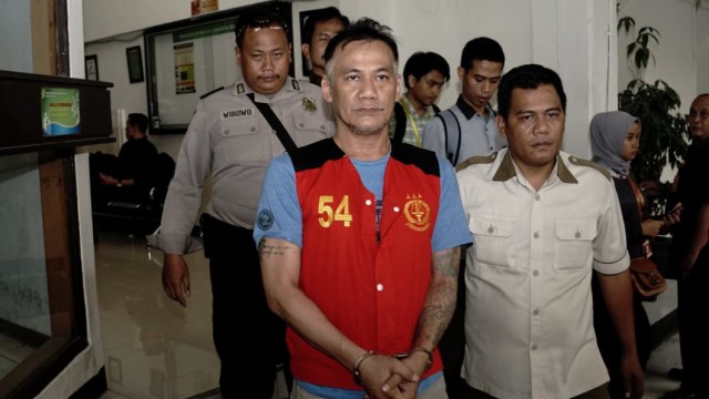 Suasana persidangan Tio Pakusadewo dalam kasus penyalahgunaan narkotika di Pengadilan Negeri Jakarta Selatan, Kamis (05/07). (Foto: Fitra Andrianto/kumparan)