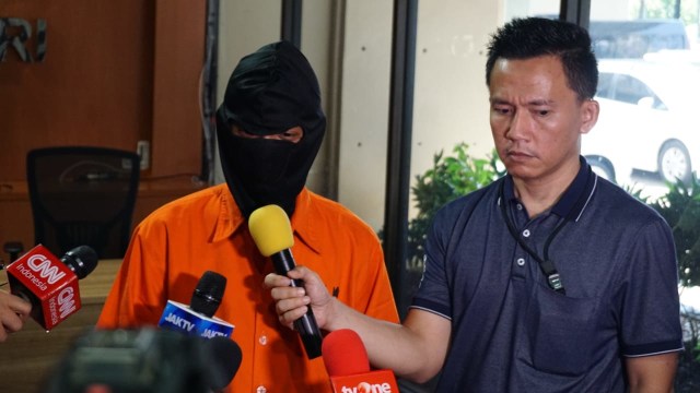 Konferensi pers penangkapan peretas website Bawaslu (Foto: Jamal Ramadhan/kumparan)