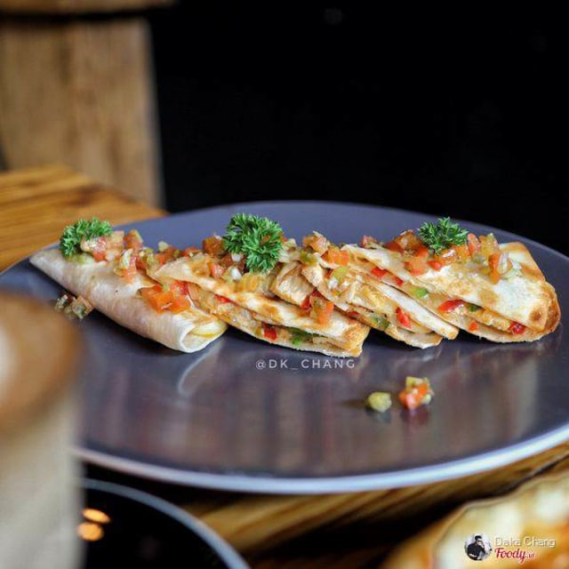 9 Tempat Nongkrong di Kemang Ini Cocok Bagi Foodee yang ingin Mencari Inspirasi! (3)