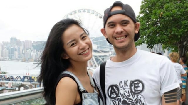 5 Artis yang Bercerai Diam-diam  (1)