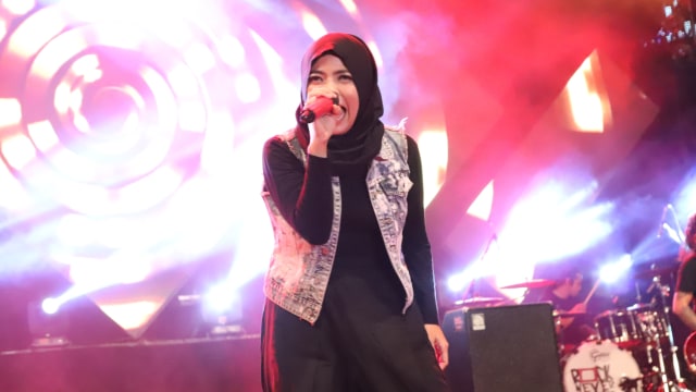 Penampilan Tantri Kotak Band (Foto: Munady)