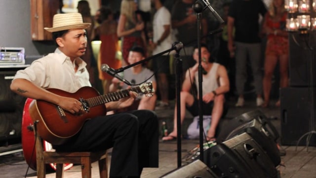 The Blues Man from Bali Rilis Single dan Klip  'Setan Kredit'