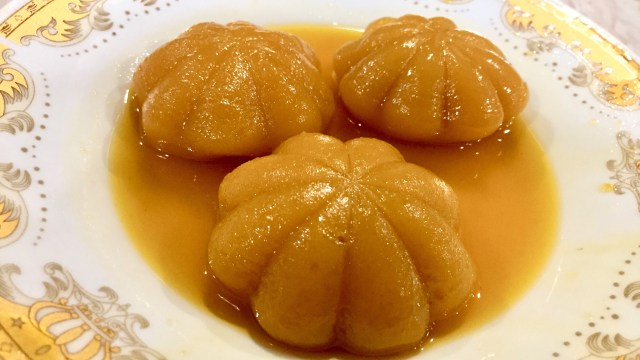 Bolu berendam (Foto: Adisty Putri Utami/kumparan)