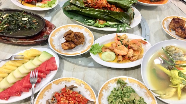 Hidangan di Sultan Resto
 (Foto: Adisty Putri Utami/kumparan)