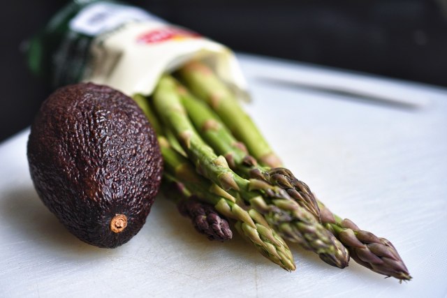 Asparagus dan Alpukat untuk Sperma Hebat (Foto: Pixabay)
