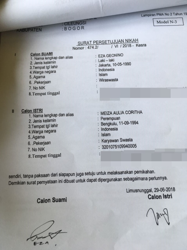 Surat persetujuan nikah Eza Gionino (Foto:  Adinda Githa/kumparan)
