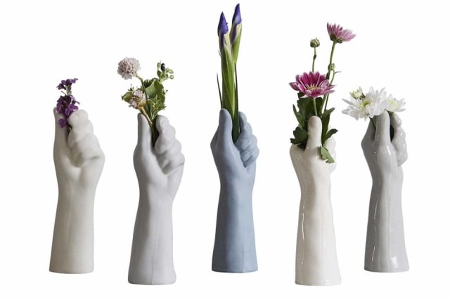 10 Pot Bunga Unik yang Bisa Buat Rumah Makin Ceria! (9)