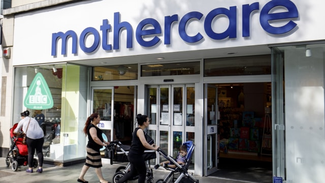 Mothercare (Foto: Tolga Akmen / AFP)