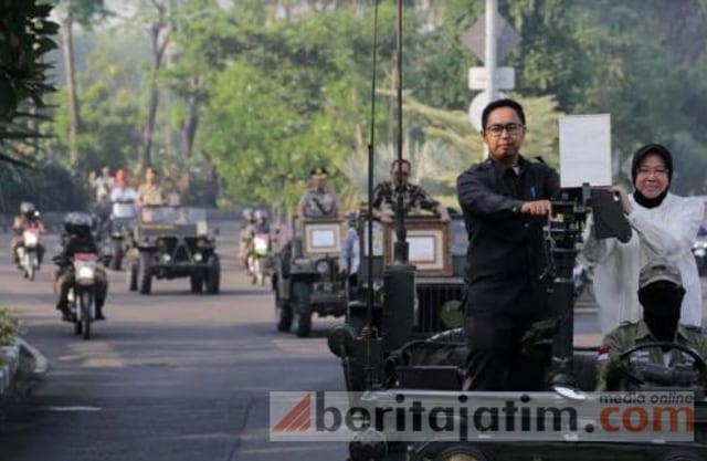 Risma Keliling Surabaya Bawa Lee Kuan Yew Award 