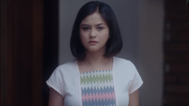 Revalina S Temat di Film 'Critical Eleven' (Foto: Youtube StarvisionPlus)